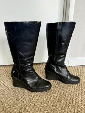 UGG Black Leather Tall Knee-High Wedge Boot | Sheepskin Lined | Size 7